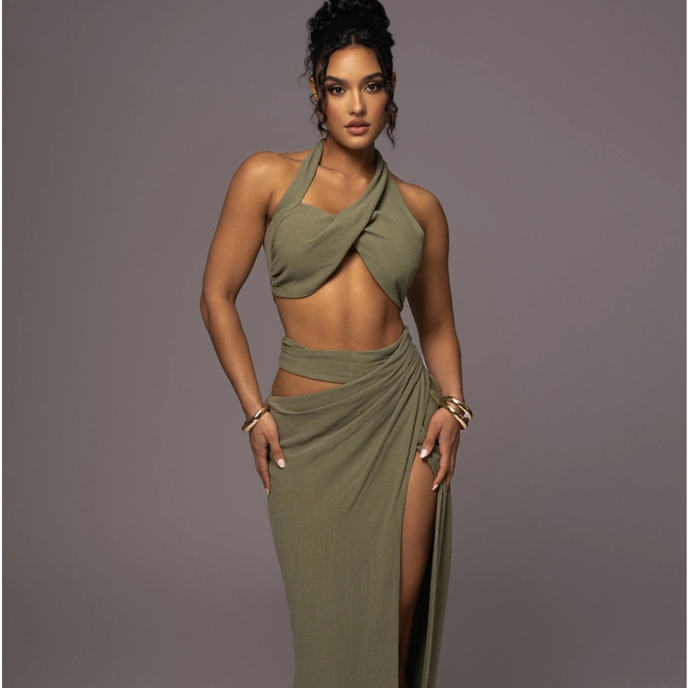 Jluxlabel Olive new age two piece skirt set size Small